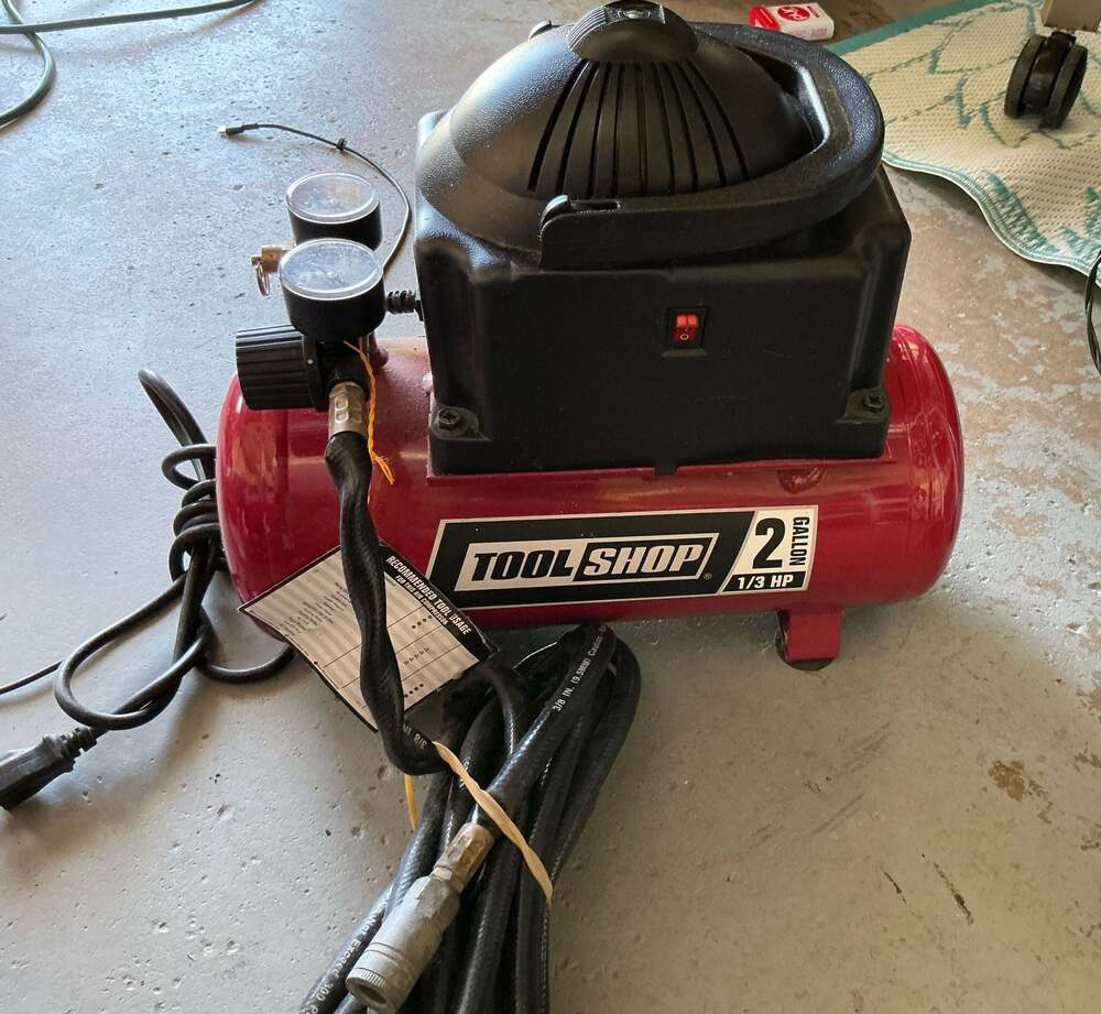 2 Gallon Electric Portable Air Compressor Combo Kit 100 PSI 0.3 HP Oil Free Pump